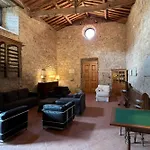 Historic Church In Tuscany With Panoramic Views Dom wakacyjny *
