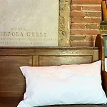 Dom wakacyjny Historic Church In Tuscany With Panoramic Views