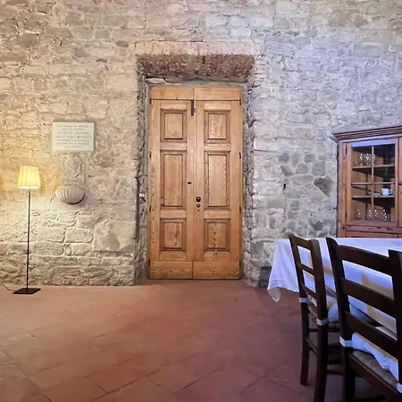 Dom wakacyjny Historic Church In Tuscany With Panoramic Views Pescia