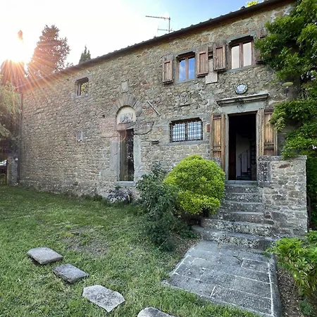 Dom wakacyjny Historic Church In Tuscany With Panoramic Views