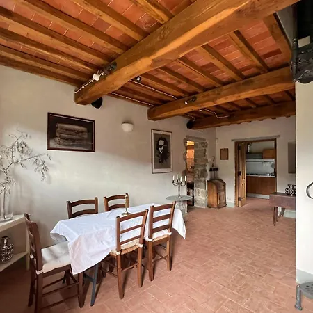 Dom wakacyjny Historic Church In Tuscany With Panoramic Views Pescia